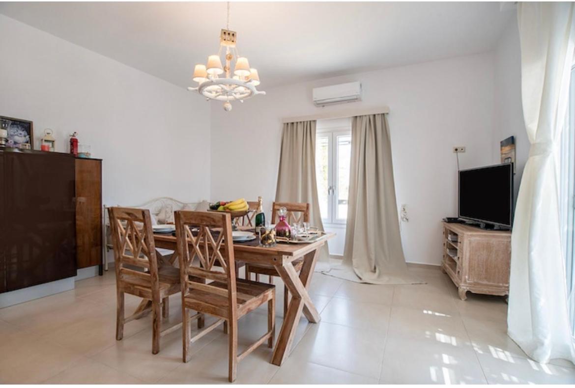 Villa Sofia Stelida  Bagian luar foto
